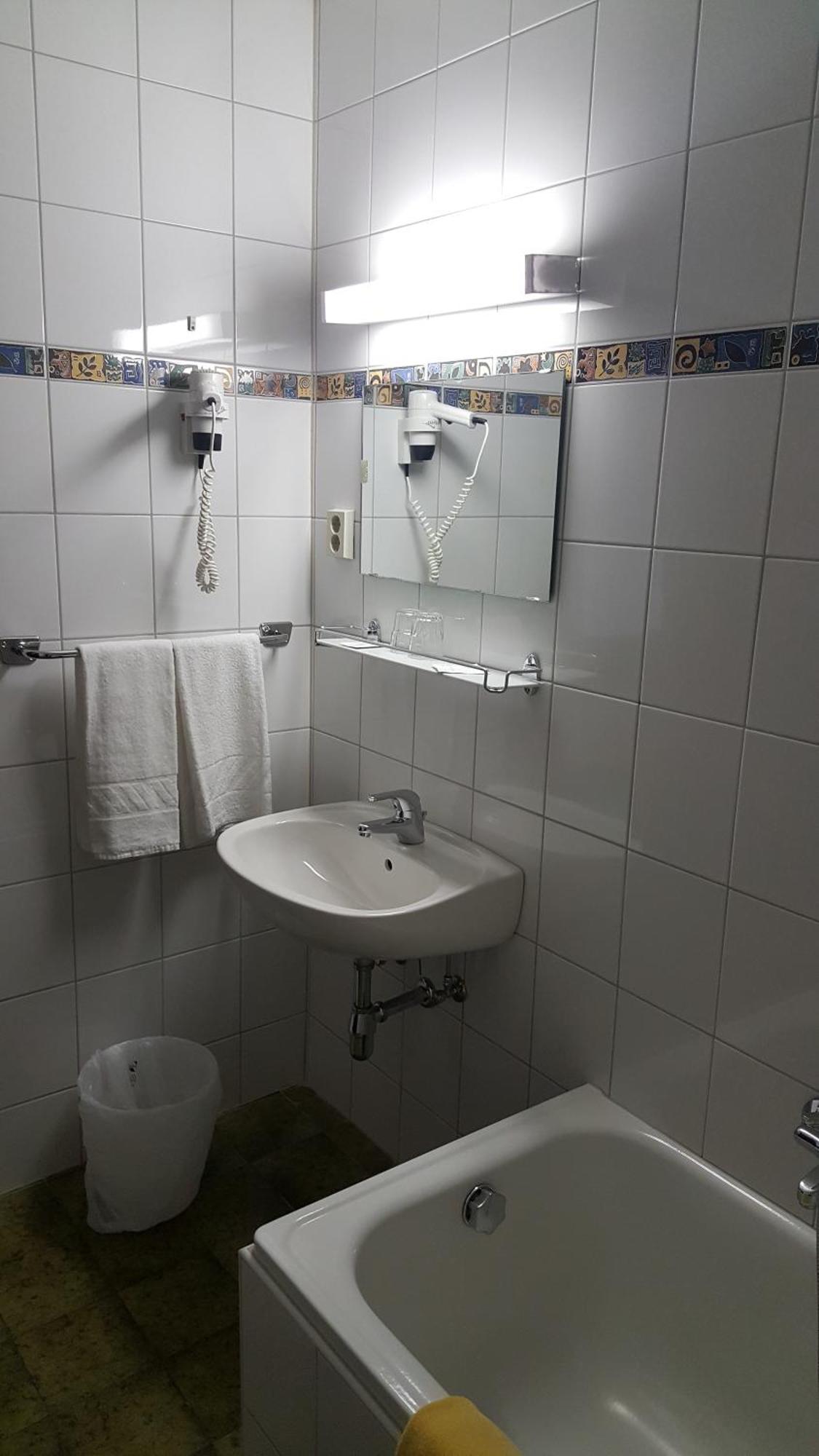 Hotel Kanz Villach Quarto foto