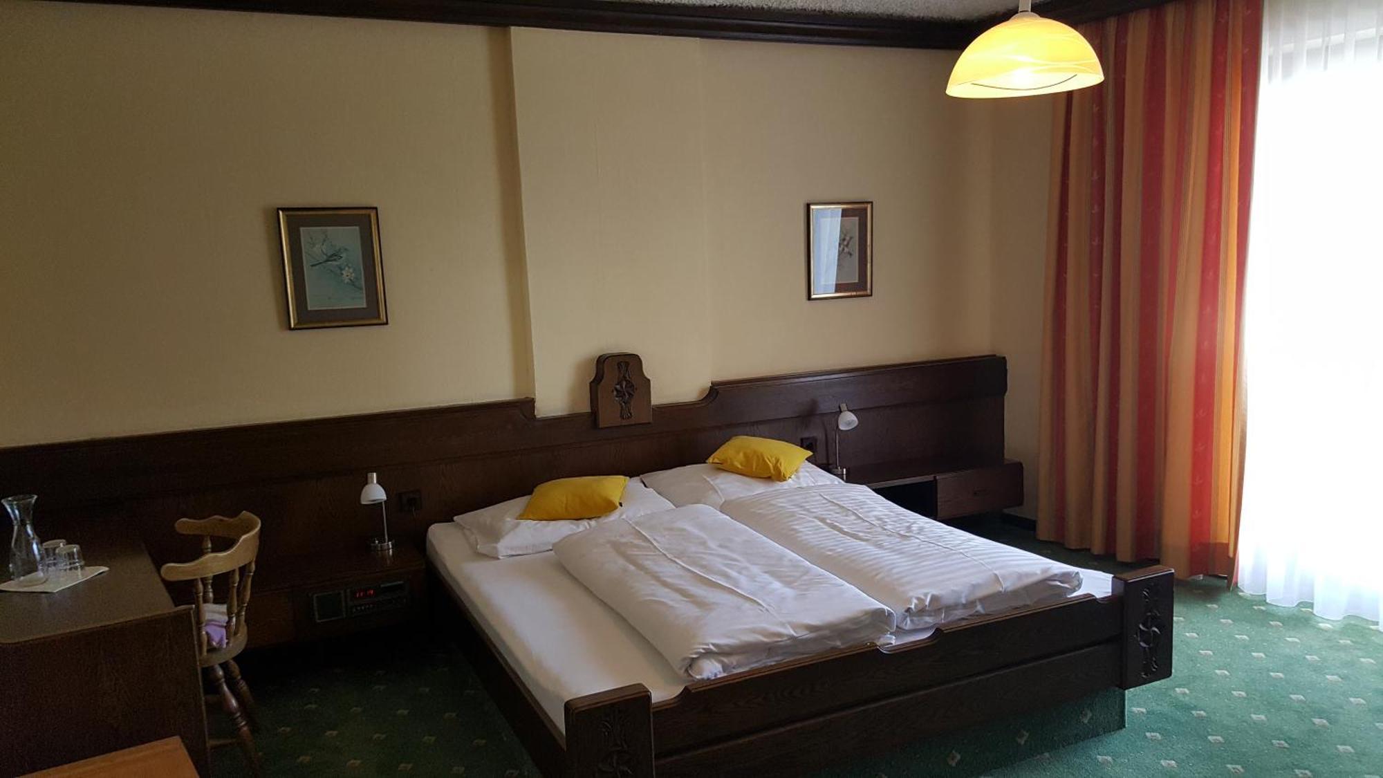Hotel Kanz Villach Quarto foto